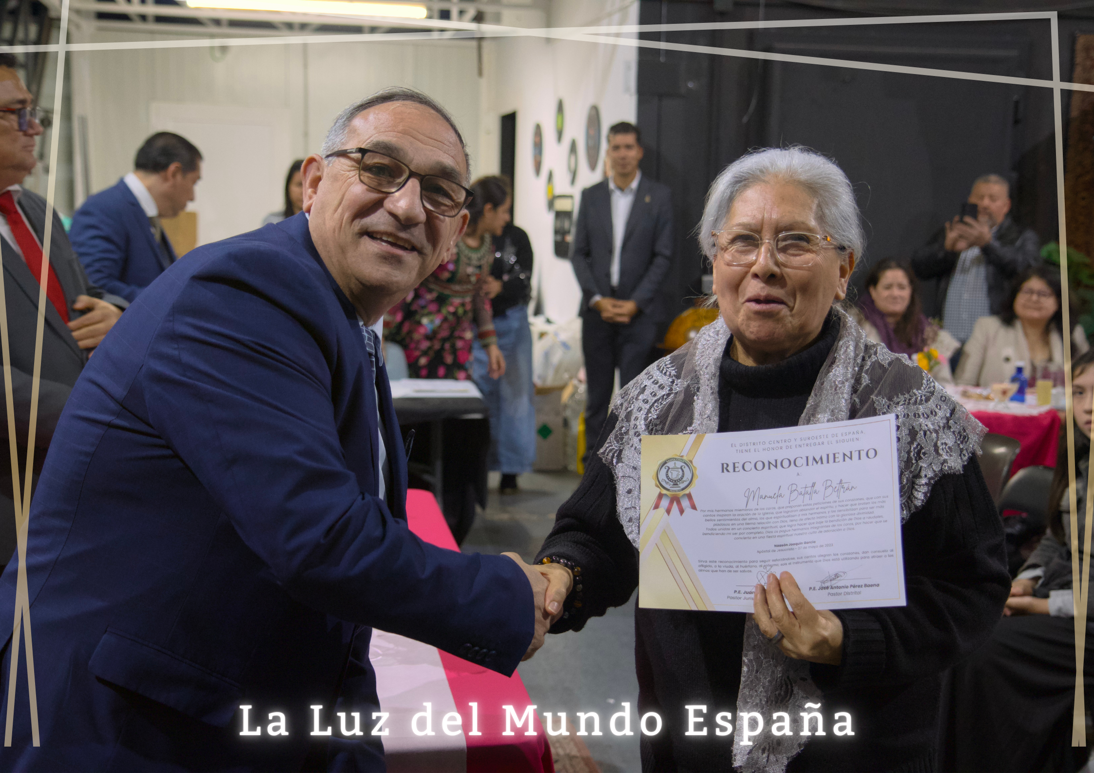   Reconocimiento a integrantes del coro reúne a Iglesias del sur de España en Sevilla